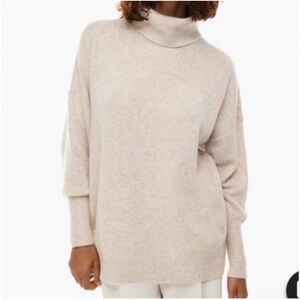 Aritzia/ The Group Babaton Cashmere Caravan Turtleneck.NWOT.